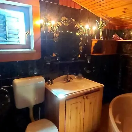 Holiday home Kuca Za Odmor Maja *